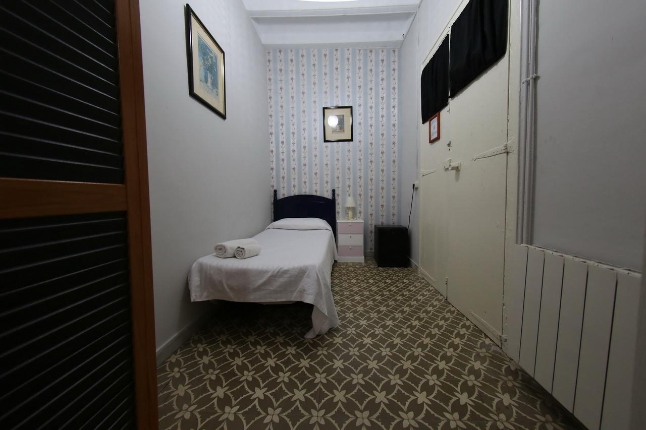 Hostal Santa Teresa 레우스 외부 사진